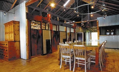 Black Sheep Inn - Accommodation QLD 4