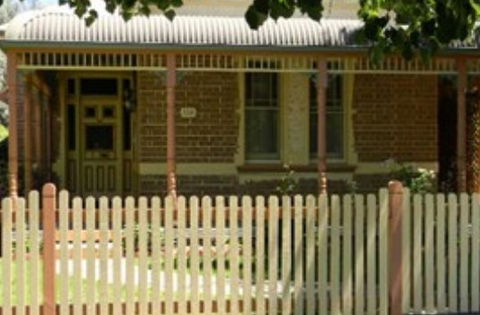 Chuck's Place - Accommodation QLD 0