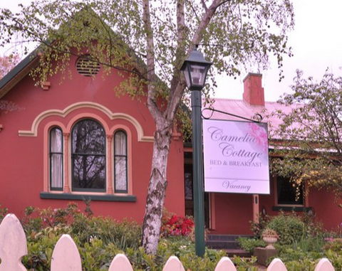 Camelia Cottage - Accommodation QLD 3