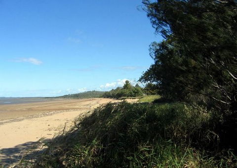 Armstrong Beach Caravan Park - Accommodation QLD 2