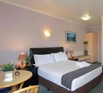 Alexandras On Takalvan - Accommodation QLD 7