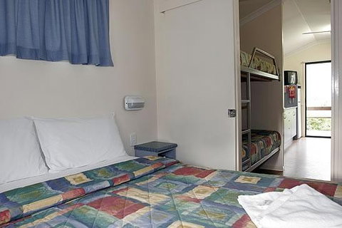 BIG4 Cania Gorge Holiday Park - Accommodation QLD 1