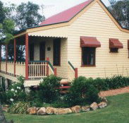 Mango Hill Cottages Bed and Breakfast - Accommodation QLD