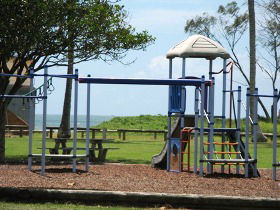 Moore Park Beach Holiday Park - Accommodation QLD 0