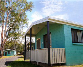 Moore Park Beach Holiday Park - Accommodation QLD 3