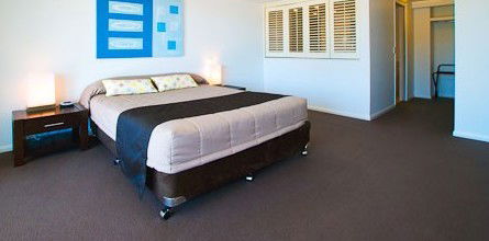 Beaches On Lammermoor Apartments - Accommodation QLD 0