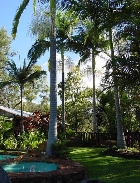 Hidden Valley Cabins - Accommodation QLD 0
