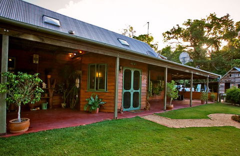 Rainforest Ranch - Accommodation QLD 4