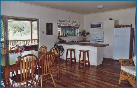 Fraser Island Hideaway - Accommodation QLD 2