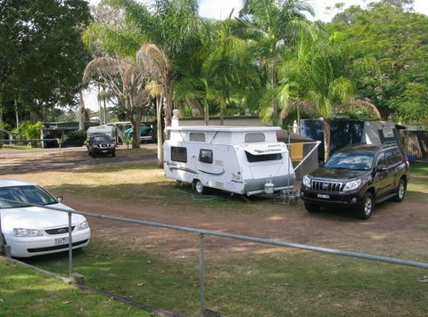 Huntsville Caravan Park - Accommodation QLD 3