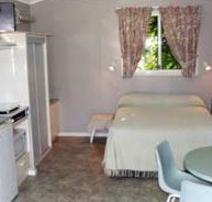 Sunlodge Oceanfront Tourist Park - Accommodation QLD