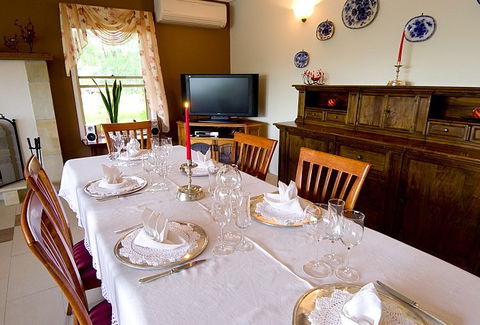 Villa Cavour Bed And Breakfast - Accommodation QLD 4