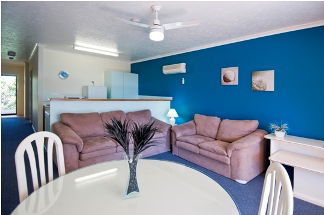 Australis Shelly Bay Resort - Accommodation QLD 2