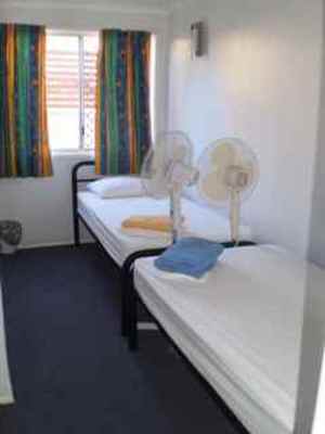 Gladstone Backpackers - Accommodation QLD 1