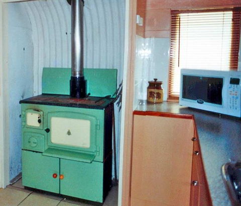 Windswept Country Retreat - Accommodation QLD 3