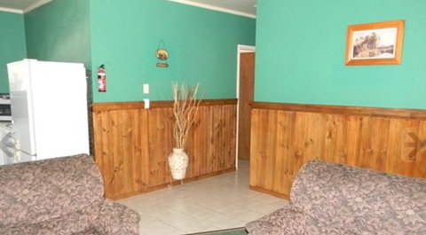 Murray Gardens Country Cottages And Motel - Accommodation QLD 0