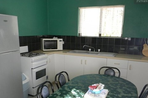 Murray Gardens Country Cottages And Motel - Accommodation QLD 2