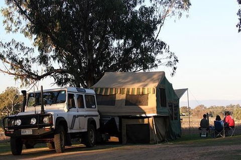 Kahlers Oasis Caravan Park - Accommodation QLD 3