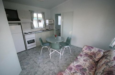 Kahlers Oasis Caravan Park - Accommodation QLD 5