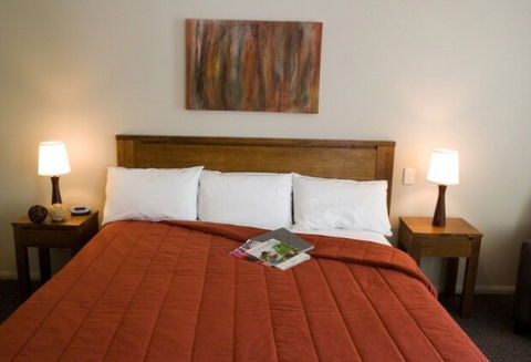 Coachmans Inn Warwick - Accommodation QLD 3