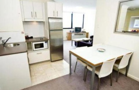 Park Regis North Quay - Accommodation QLD 2