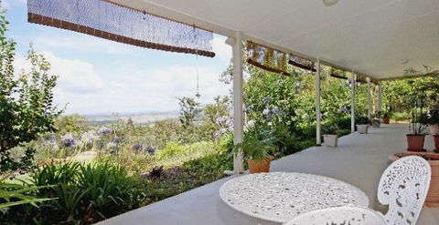 Bed And Breakfast At Wallaby Ridge - Accommodation QLD 0
