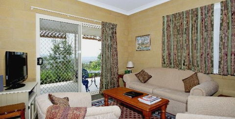 Bed And Breakfast At Wallaby Ridge - Accommodation QLD 1