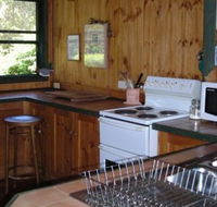 Lamb Island Holiday Cottage - Accommodation QLD