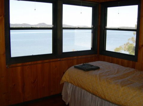 Lamb Island Holiday Cottage - Accommodation QLD 1