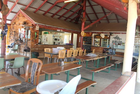Ironbark Inn Motel - Accommodation QLD 2