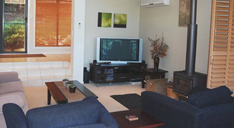 Ravensbourne Escape Silverwood Lodge - Accommodation QLD 2