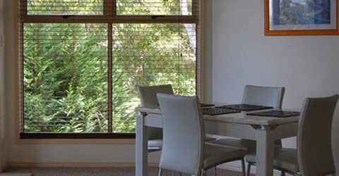 Ravensbourne Escape Kookaburra Kottage - Accommodation QLD 4
