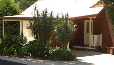 Ravensbourne Escape Kookaburra Kottage - Accommodation QLD 5