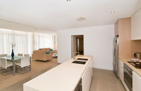 Ambience On Burleigh Beach - Accommodation QLD 16