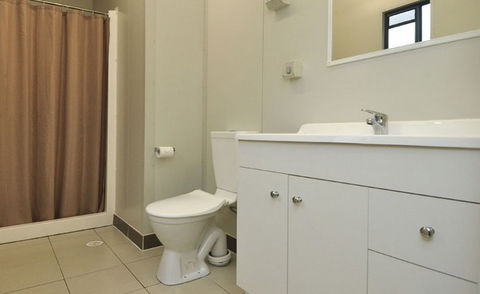 Nobby Beach Holiday Village - Accommodation QLD 4