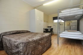 Nobby Beach Holiday Village - Accommodation QLD 10
