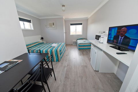Burleigh Gold Coast Motel - Accommodation QLD 1