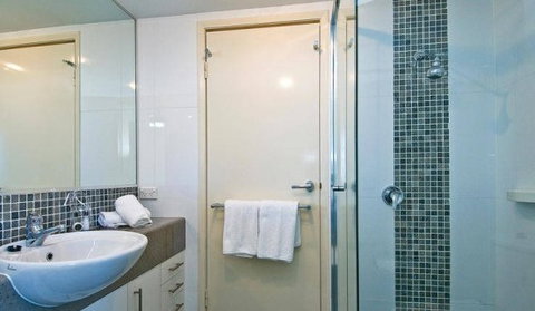 Aqualine Apartments - Accommodation QLD 4