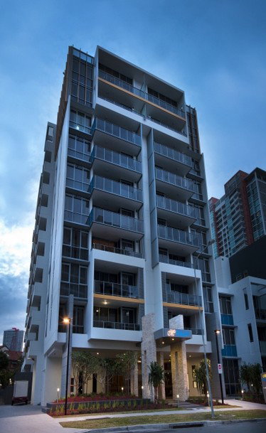 Meriton Serviced Apartments Southport - Accommodation QLD 6