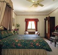 Holberry House - Accommodation QLD