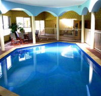 Inn the Tuarts Guest Lodge - Accommodation QLD