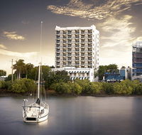 Oaks M on Palmer - Accommodation QLD