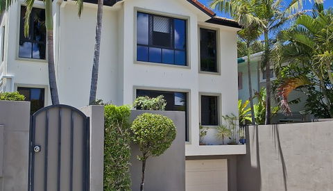 Mermaid Beachside B & B - Accommodation QLD 0