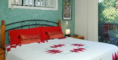 Mermaid Beachside B & B - Accommodation QLD 1