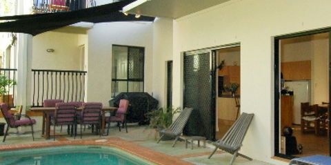 Mermaid Beachside B & B - Accommodation QLD 3