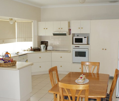 The Gold Coast Queenslander - Accommodation QLD 4