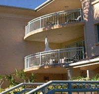 Golden Sea Apartments - Accommodation QLD