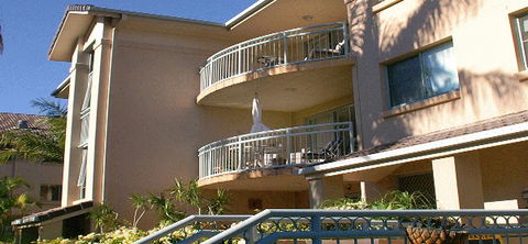 Golden Sea Apartments - Accommodation QLD 0