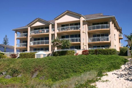 Golden Sea Apartments - Accommodation QLD 5