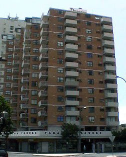 AAA Paradise Towers - Accommodation QLD 0